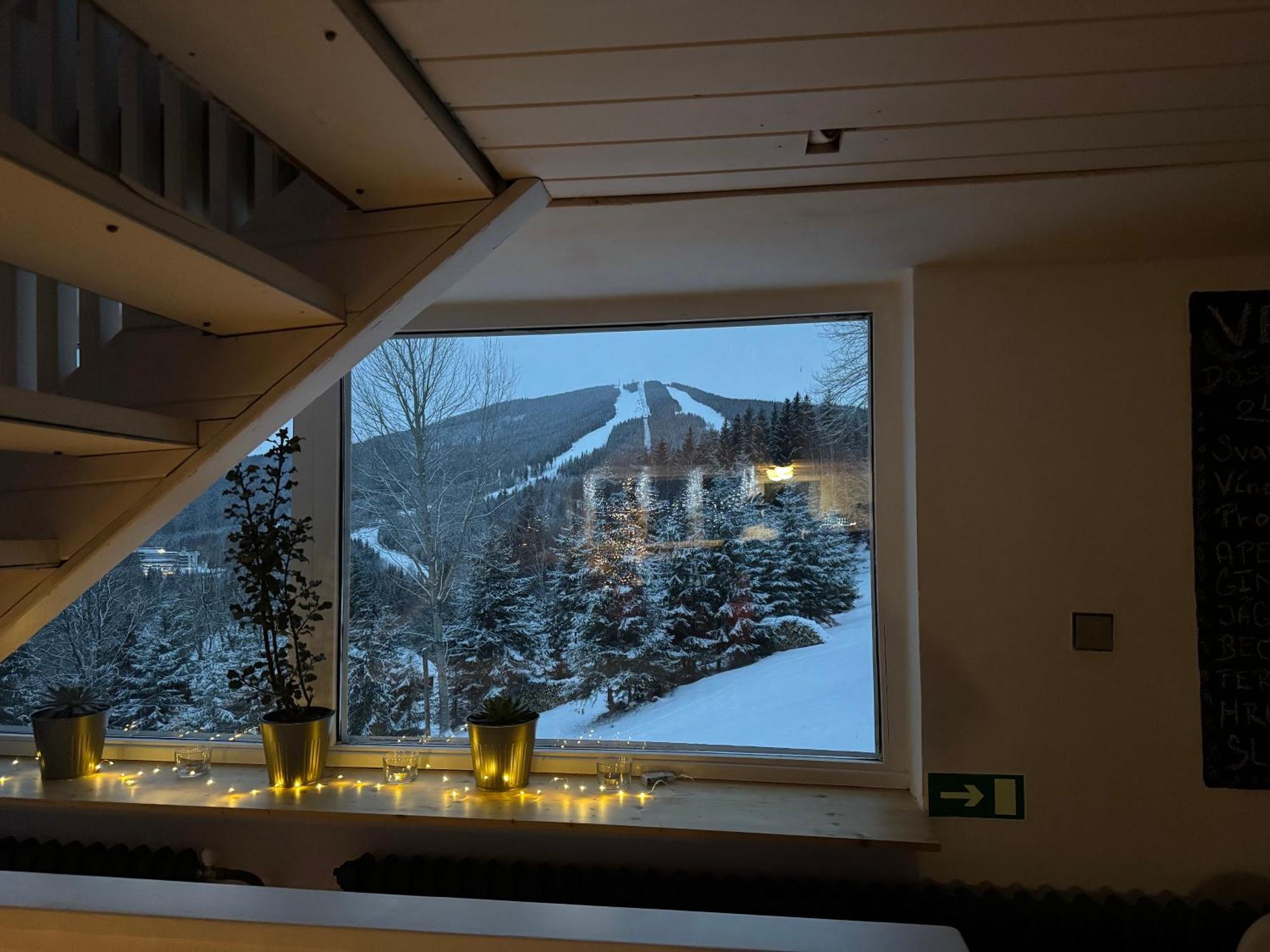 Hotel Horni Pramen Špindlerŭv Mlýn Екстериор снимка