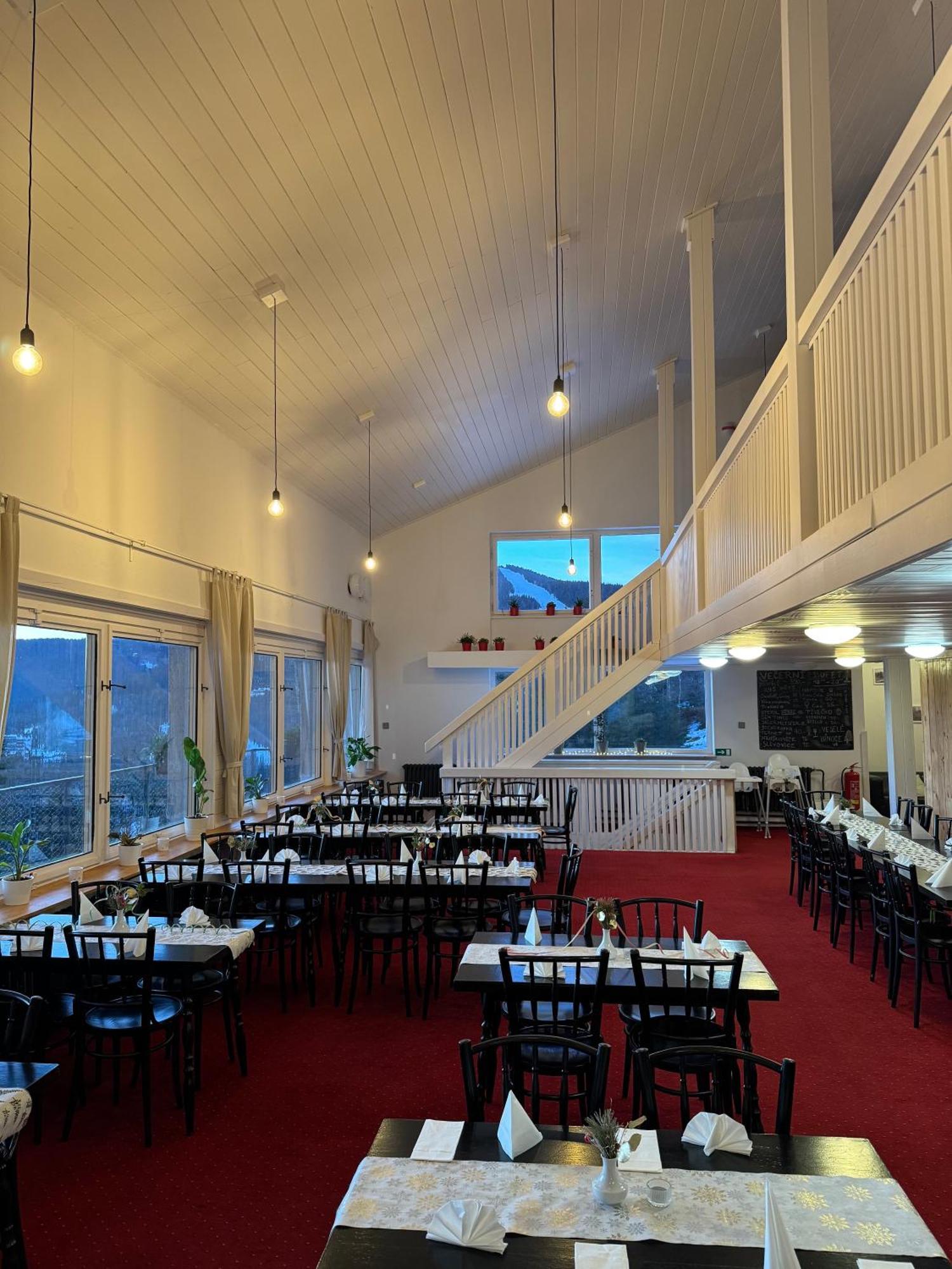 Hotel Horni Pramen Špindlerŭv Mlýn Екстериор снимка