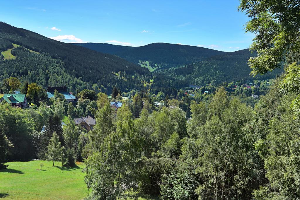 Hotel Horni Pramen Špindlerŭv Mlýn Екстериор снимка